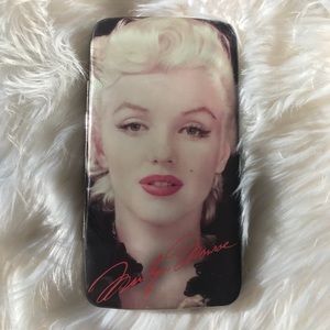 Marilyn Monroe wallet